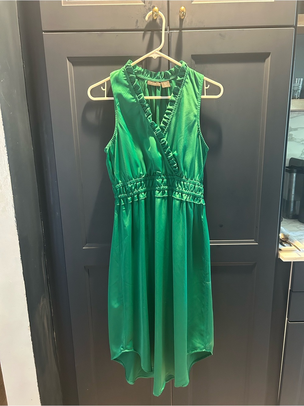 Tahari Emerald Green Sleeveless Ruffle-Trim Hi-Low Dress